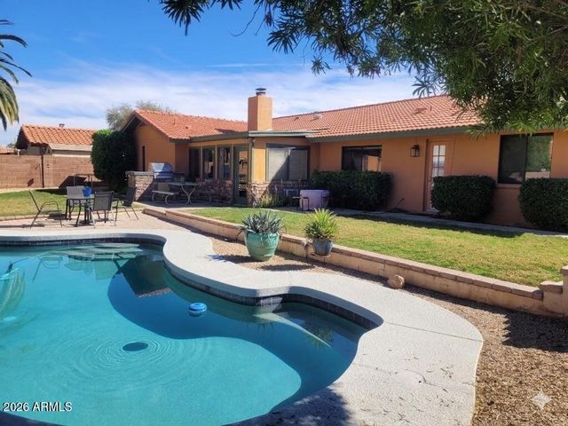 1222 E Louis Way, Tempe, AZ 85284