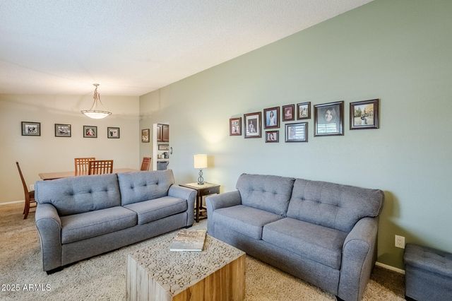 1222 E Louis Way, Tempe, AZ 85284