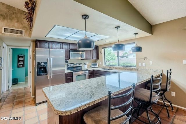 1222 E Louis Way, Tempe, AZ 85284