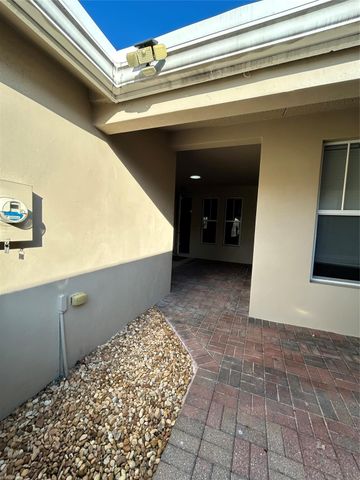 10475 SW Westlawn Boulevard, Port St Lucie, FL 34987