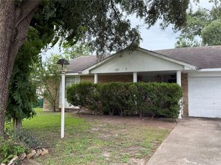 10907 Sharpview Drive, Houston, TX 77072