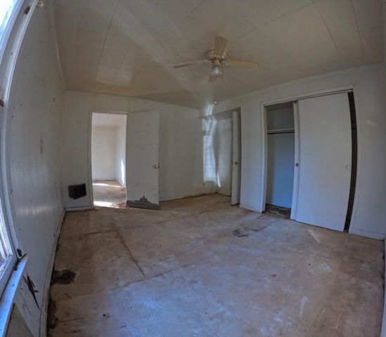 1021 E Blaine Street, Springfield, MO 65803