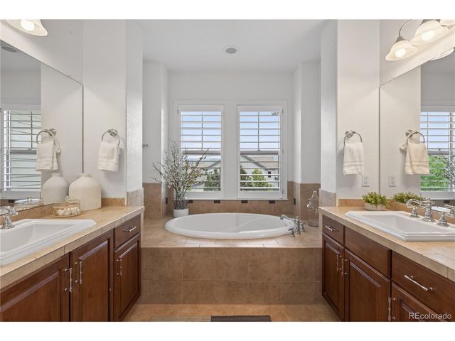 10663 Sundial Rim Rd, Highlands Ranch, CO 80126