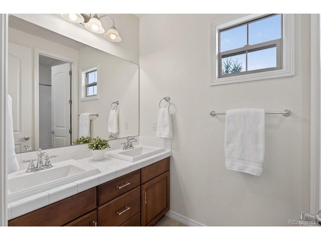 10663 Sundial Rim Rd, Highlands Ranch, CO 80126