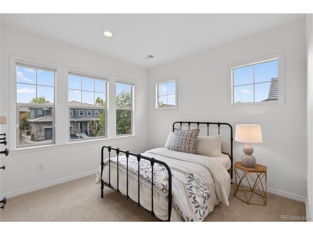 10663 Sundial Rim Rd, Highlands Ranch, CO 80126