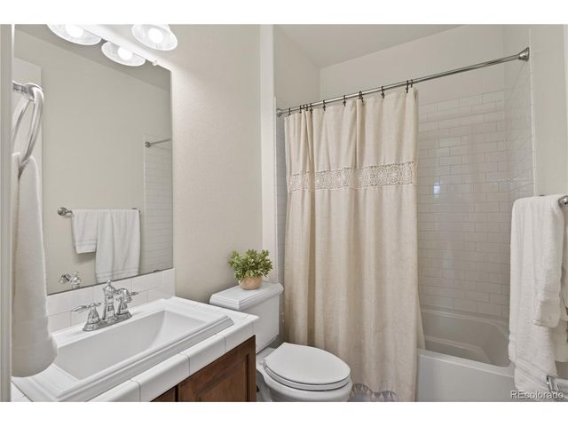 10663 Sundial Rim Rd, Highlands Ranch, CO 80126