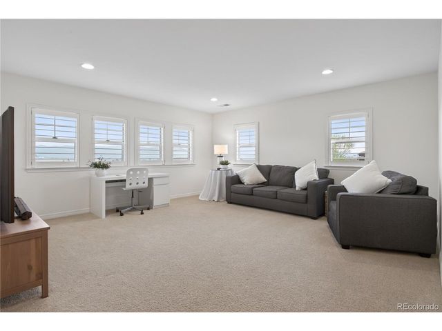 10663 Sundial Rim Rd, Highlands Ranch, CO 80126