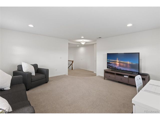 10663 Sundial Rim Rd, Highlands Ranch, CO 80126