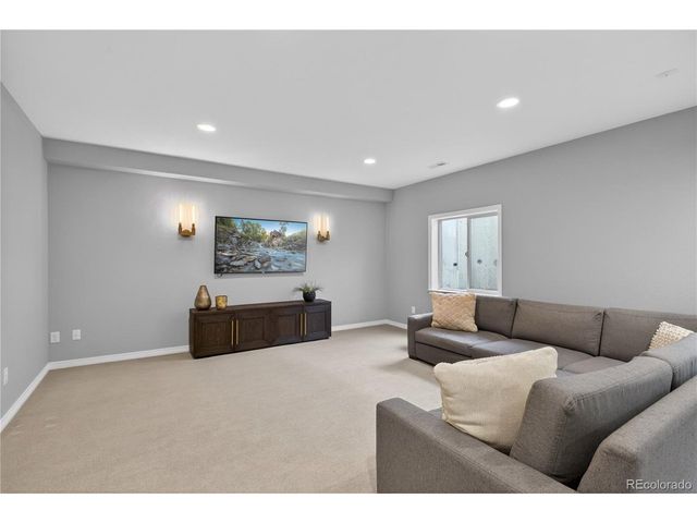 10663 Sundial Rim Rd, Highlands Ranch, CO 80126