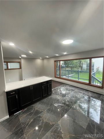 1275 Kenmore Ave Avenue, Tonawanda, NY 14217