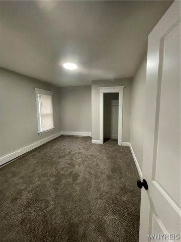 1275 Kenmore Ave Avenue, Tonawanda, NY 14217