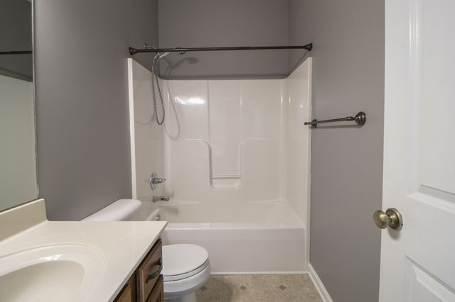 702 Mount Vernon Dr, Clarksville, TN 37043