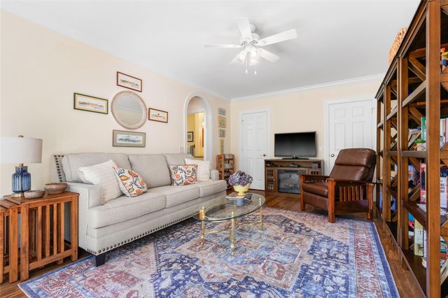 2 Brooklands GD, Bronxville, NY 10708