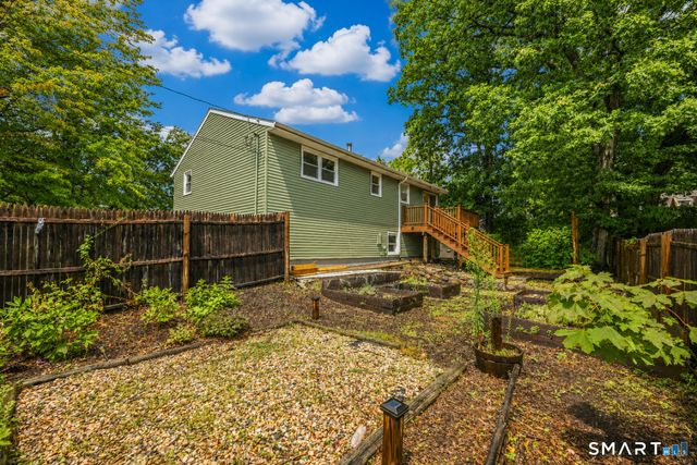 225 Stonecrest Drive, Bristol, CT 06010