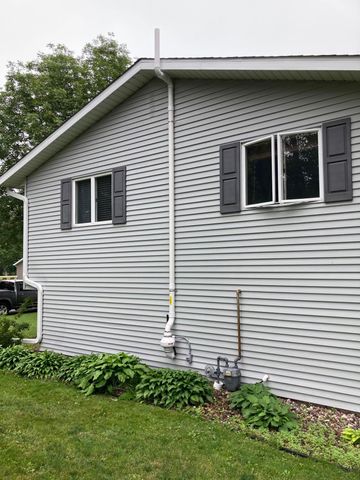 309 2nd Court SE, Grand Meadow, MN 55936