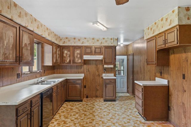 8130 52ND STREET SOUTH, Wisconsin Rapids, WI 54494