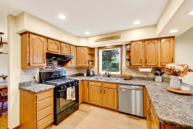 214 N High Point Road, Madison, WI 53717