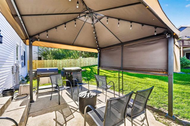 214 N High Point Road, Madison, WI 53717