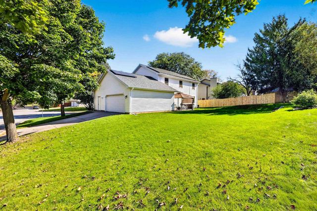214 N High Point Road, Madison, WI 53717