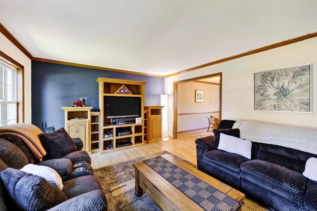 214 N High Point Road, Madison, WI 53717