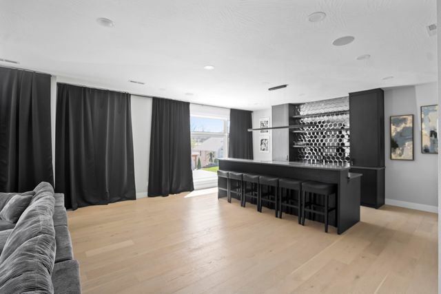 4212 Greenbriar Drive, Nixa, MO 65714