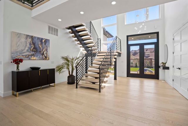 4212 Greenbriar Drive, Nixa, MO 65714