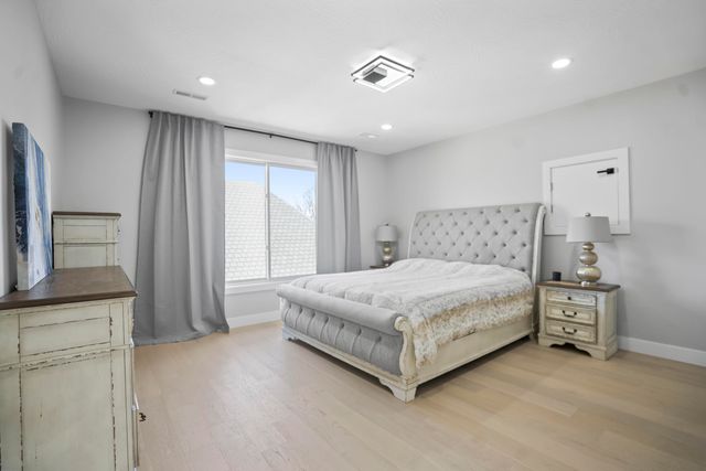 4212 Greenbriar Drive, Nixa, MO 65714