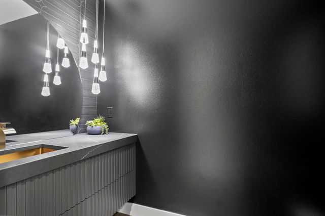 4212 Greenbriar Drive, Nixa, MO 65714