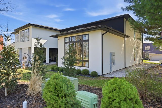 4212 Greenbriar Drive, Nixa, MO 65714