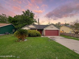 3861 WINTER BERRY Road E, Jacksonville, FL 32210
