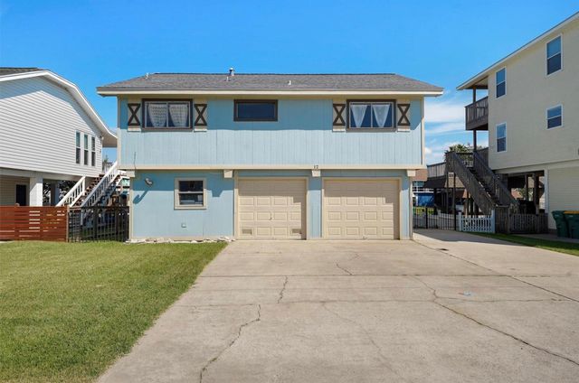 12 S Sandpiper Street, La Marque, TX 77568