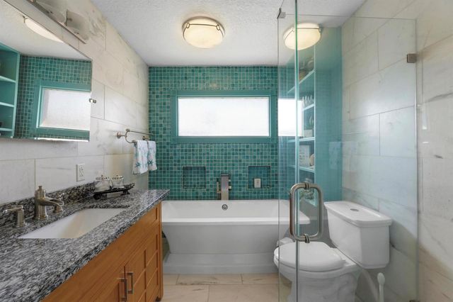 12 S Sandpiper Street, La Marque, TX 77568