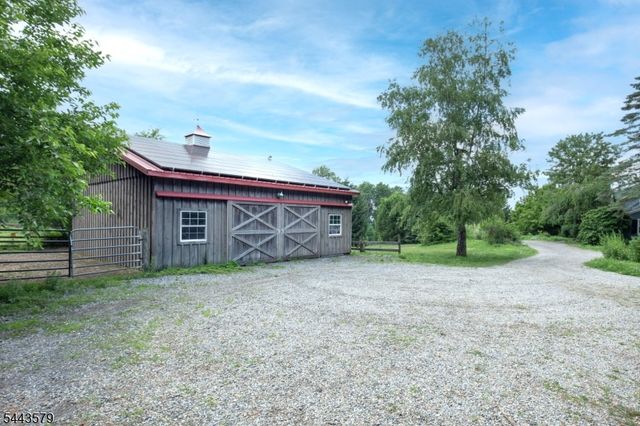 17 Hollow Brook Rd, Tewksbury Twp., NJ 07830