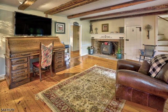 17 Hollow Brook Rd, Tewksbury Twp., NJ 07830