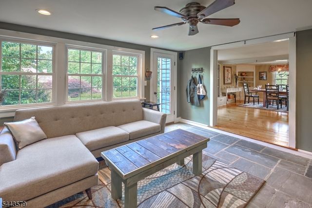 17 Hollow Brook Rd, Tewksbury Twp., NJ 07830