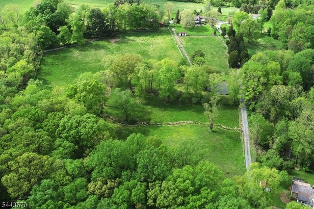 17 Hollow Brook Rd, Tewksbury Twp., NJ 07830