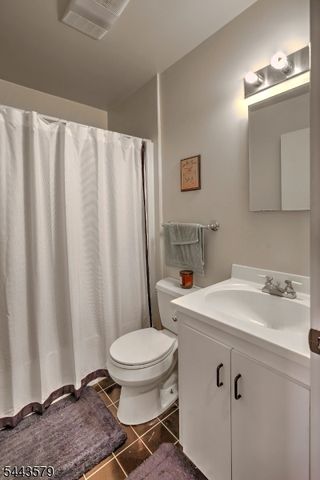 17 Hollow Brook Rd, Tewksbury Twp., NJ 07830