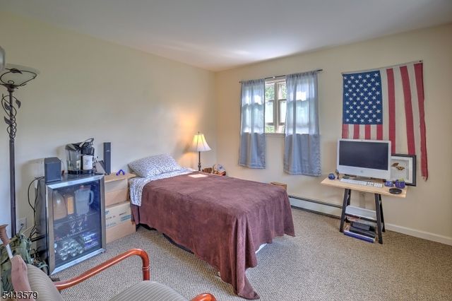 17 Hollow Brook Rd, Tewksbury Twp., NJ 07830