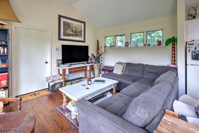 17 Hollow Brook Rd, Tewksbury Twp., NJ 07830