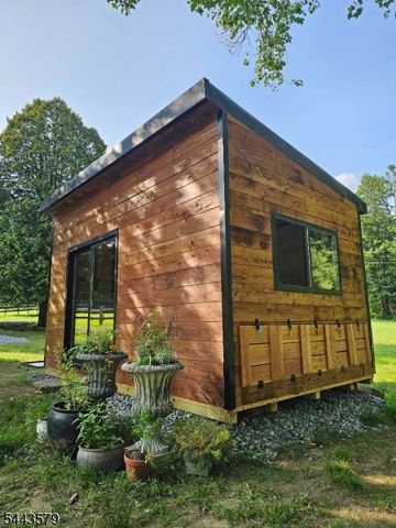 17 Hollow Brook Rd, Tewksbury Twp., NJ 07830