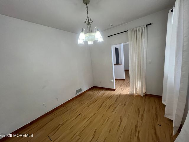3 Kellys Lane, Eatontown, NJ 07724