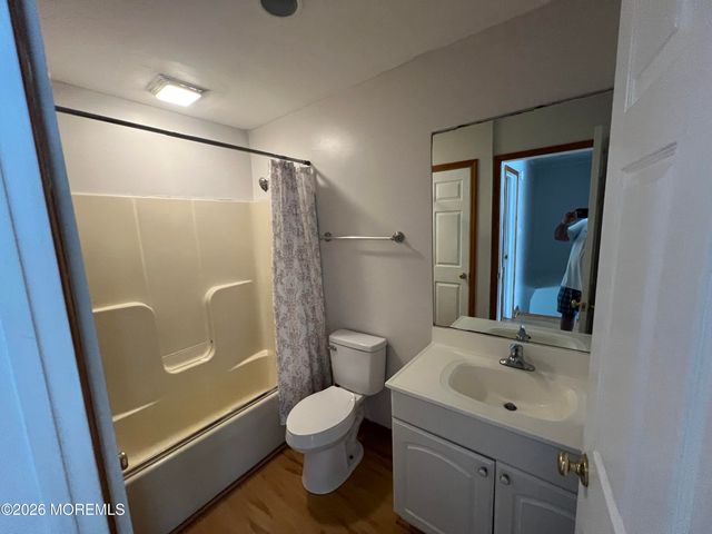 3 Kellys Lane, Eatontown, NJ 07724