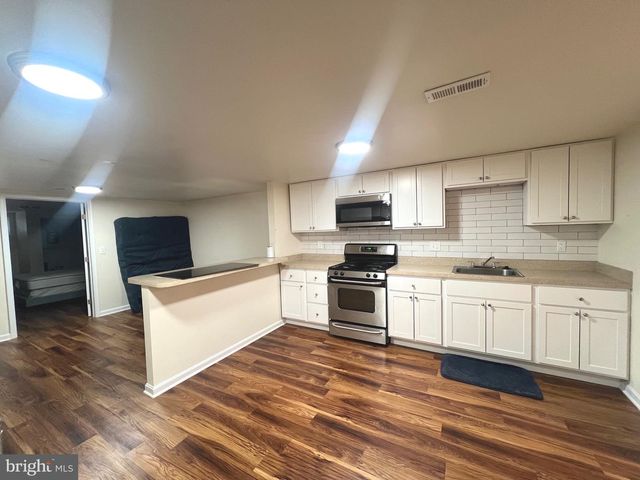 727 RESERVOIR ST, Baltimore, MD 21217