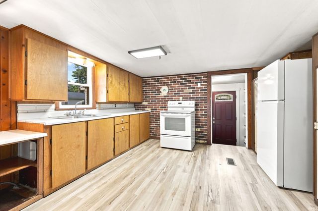 1829 S 445 E, Lagrange, IN 46761