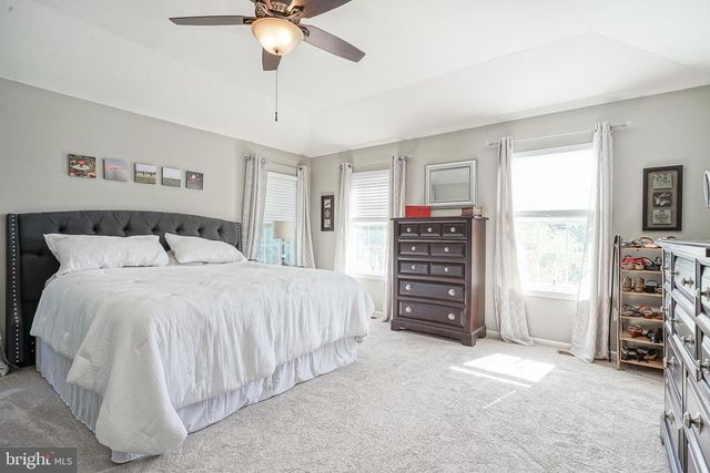 7 LAMBOURN, Sewell, NJ 08080