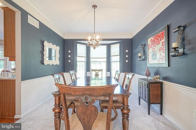 7 LAMBOURN, Sewell, NJ 08080