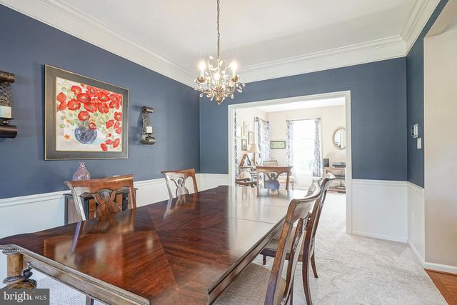 7 LAMBOURN, Sewell, NJ 08080