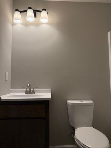 421 W Waggoner St, Tullahoma, TN 37388