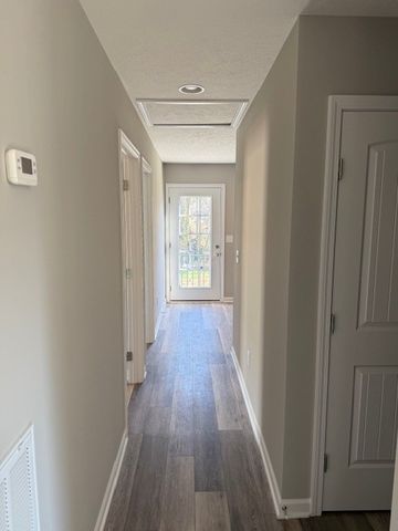 421 W Waggoner St, Tullahoma, TN 37388