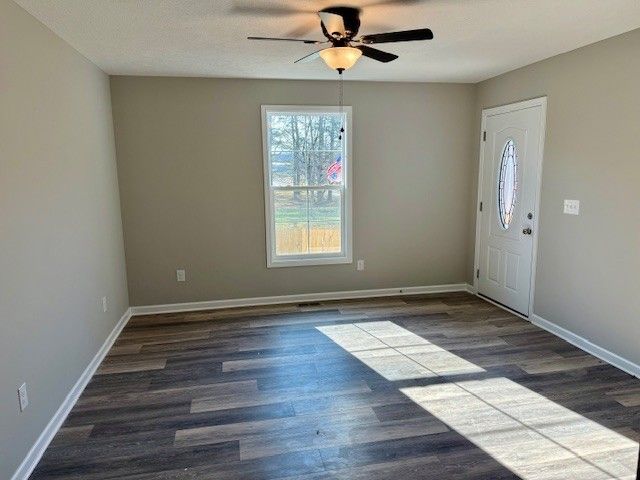 421 W Waggoner St, Tullahoma, TN 37388